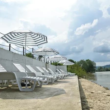 別荘 Banja Na Drini - Lux Vikendice, Apartmani, Na Obali Reke Banja Koviljača