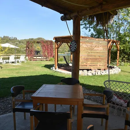 Hébergement de vacances Banja Na Drini - Lux Vikendice, Apartmani, Na Obali Reke *