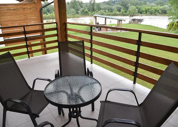 Banja Na Drini - Lux Vikendice, Apartmani, Na Obali Reke 別荘