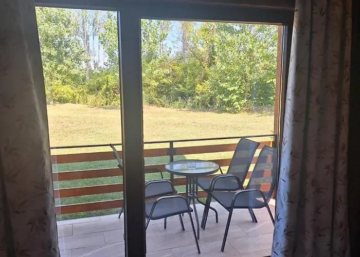 Banja Na Drini - Lux Vikendice, Apartmani, Na Obali Reke 別荘 *